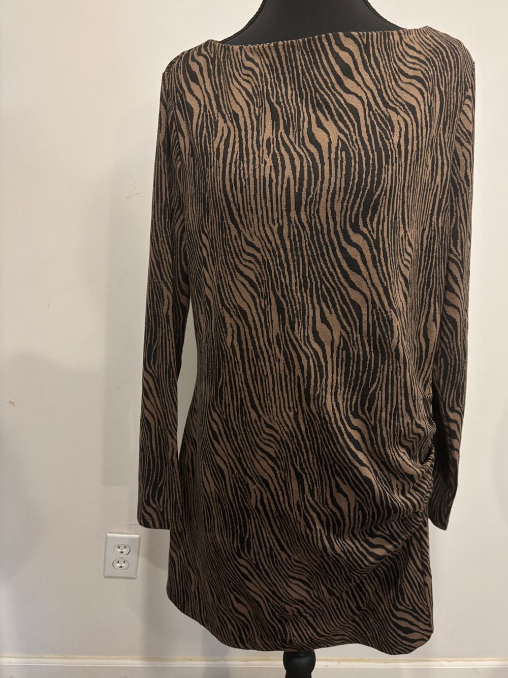 Ann Taylor Brown & Black Zebra-Print Knit Sweater Dress size L